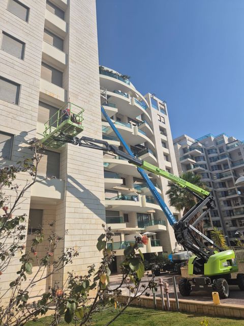 חיזוק אריחים